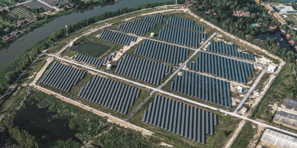 Inspección industrial solar con drones en Málaga